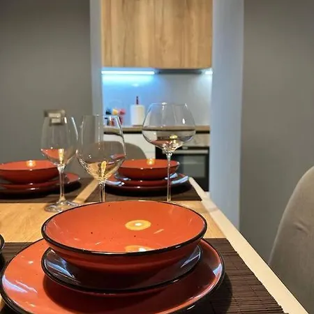 Apartment D&r *