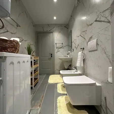 Apartment D&r